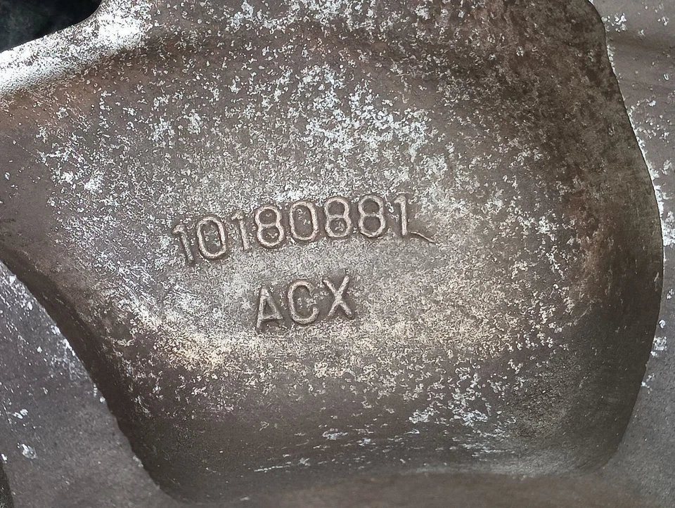 *PITS/RASH* 17x9.5 Aluminum wheel Rim (Left -Side) From 1988 CORVETTE 11974823 - Image 4 of 4