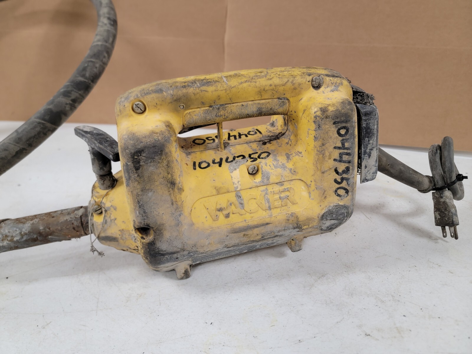 Wacker M2000115 115V Concrete Vibrator Consolidation Tool FOR PARTS