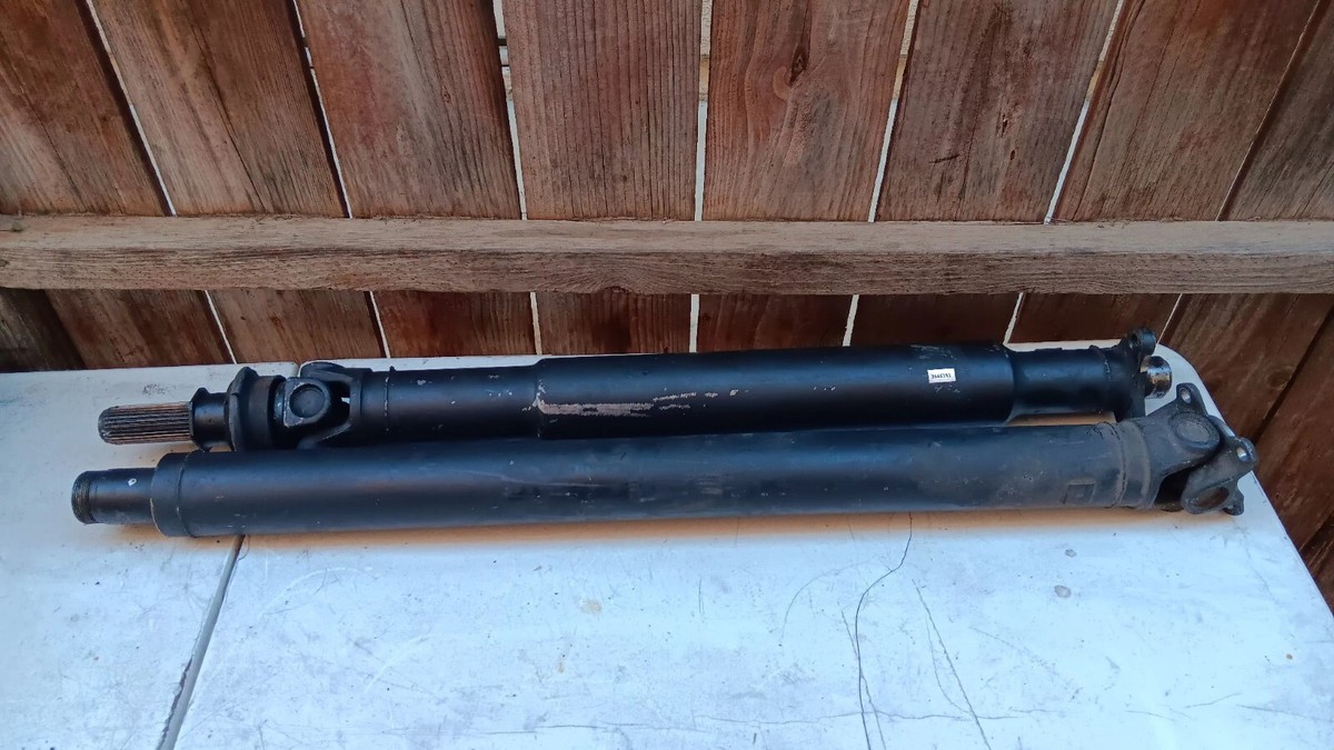 mi*♬︎*.　1207 99-06 Bmw E46 325i/ci 323i Getrag Driveshaft Manual 5 Speed
