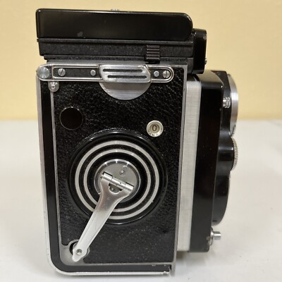 Rolleiflex 3.5F TLR Camera w/75mm f3.5 Zeiss Planar Type 3 SHUTTER