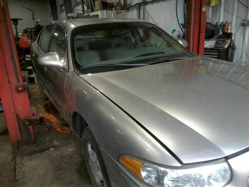 Luz de freno de montaje alto Lesabre 2000 96756 Foto 3 de 4