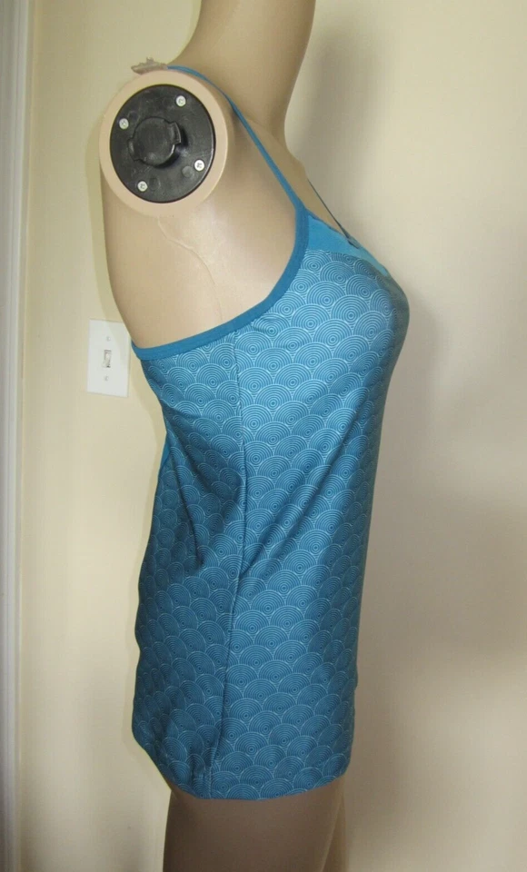 Camiseta Tankini MOVING COMFORT Turquesa Sin Alambres Espalda Corredora Talla Mediana Foto 2 de 4