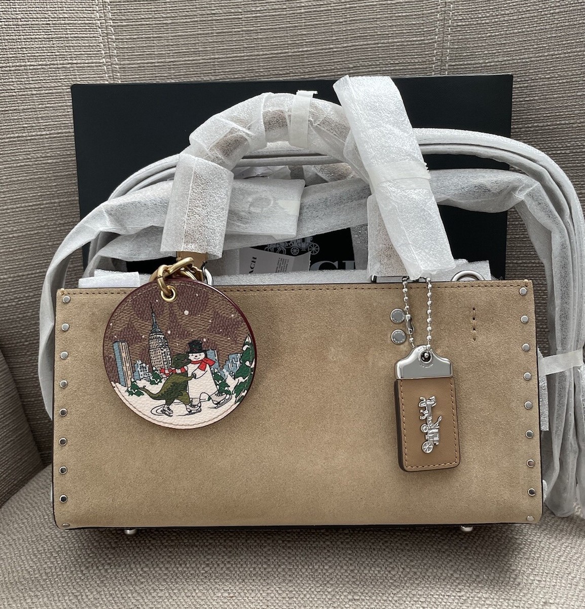 Coach Rogue Bag 26 With Rivets in Colour Silver/Peanut New