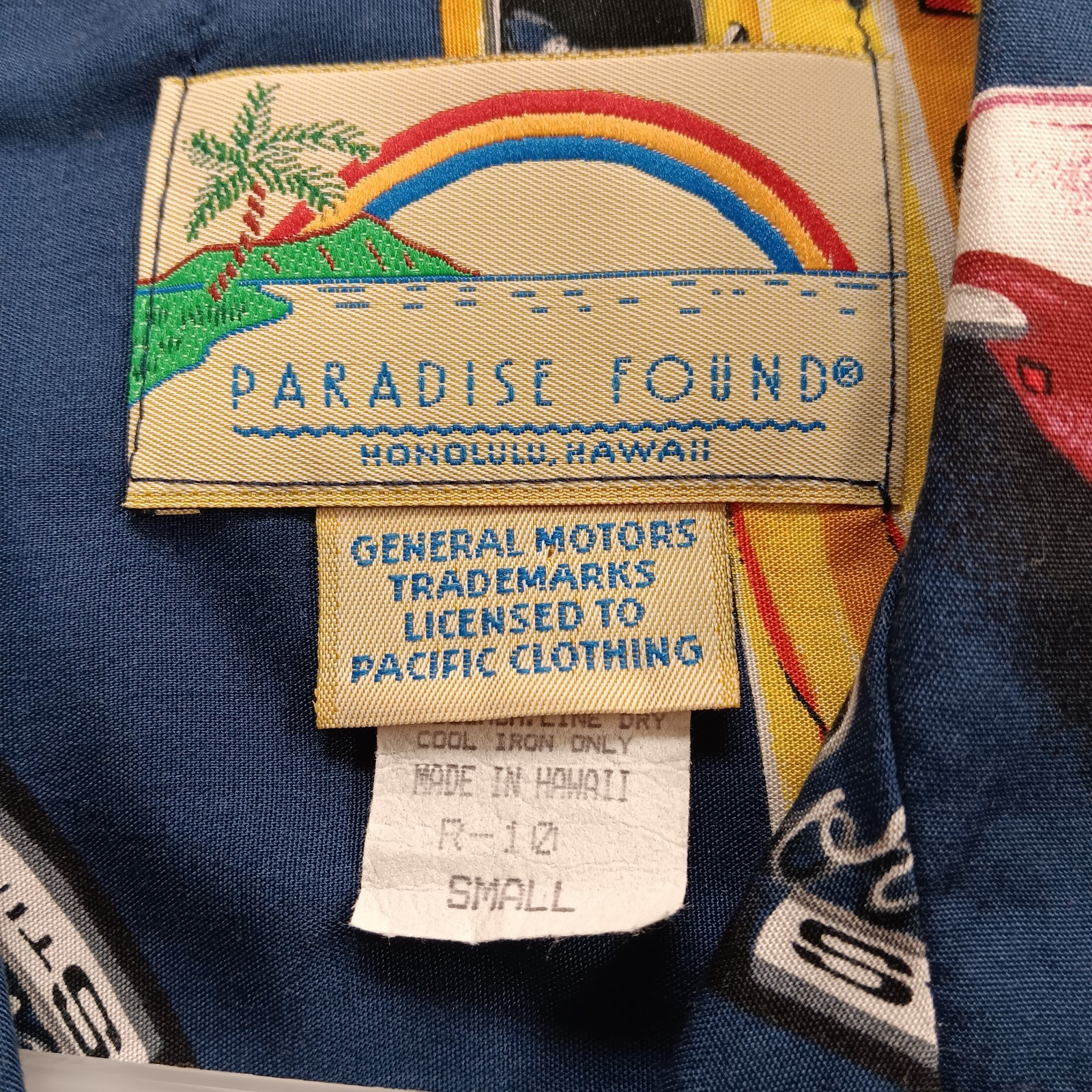 Paradise Found Car Shirt Mens Small Camp Hot Rod Chevy Corvette Stingray Muscle