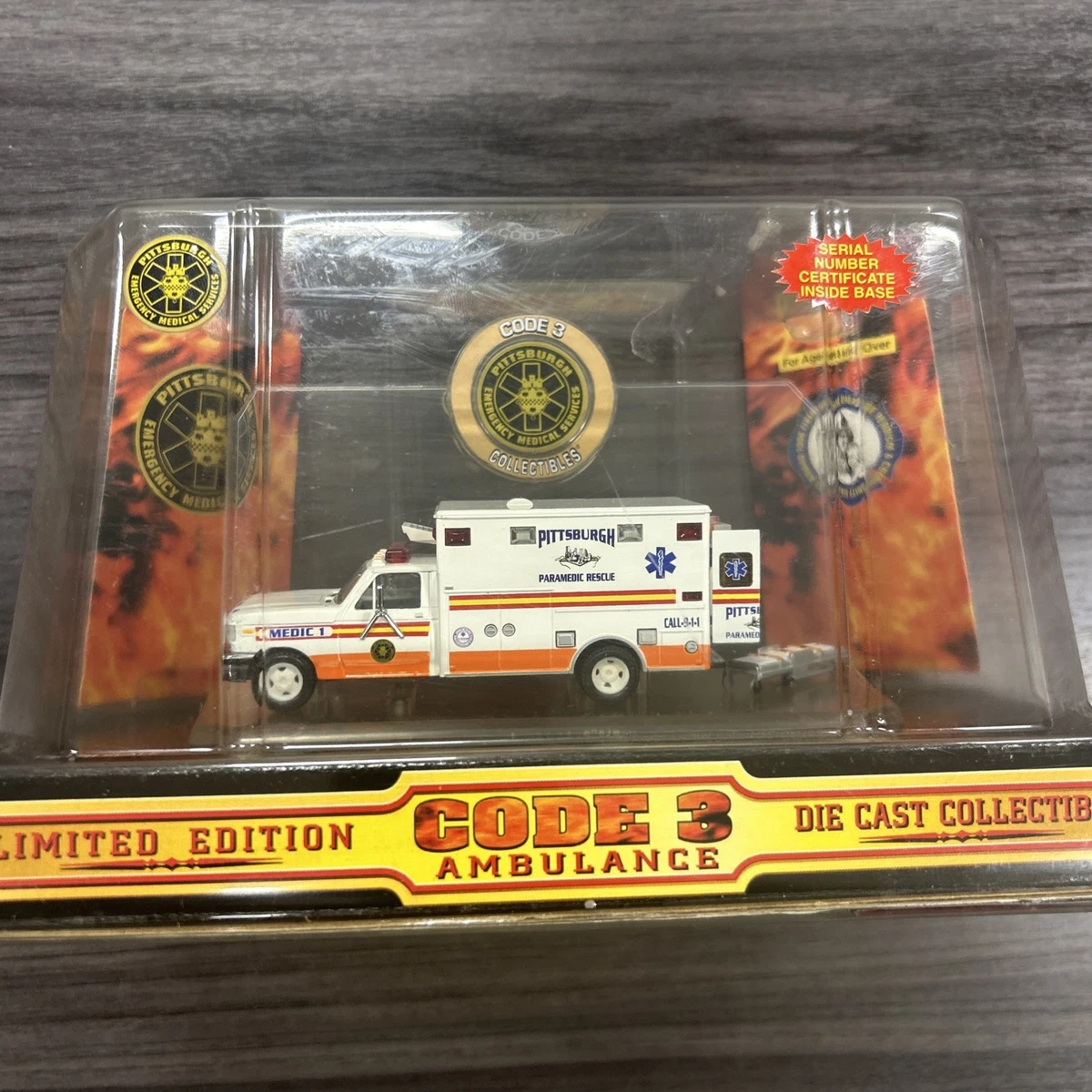 未使用 CODE3 AMBULANCE DIE CAST ミニカー Code 3 Diecast Ambulances for sale | eBay