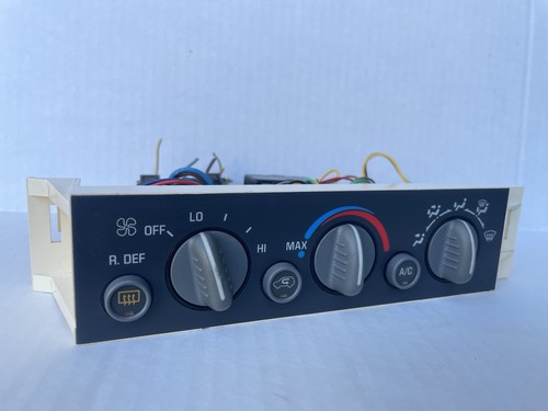 1995 95 Chevrolet GMC Silverado Sierra Tahoe AC A/C Heater Climate Control OEM - Picture 7 of 9