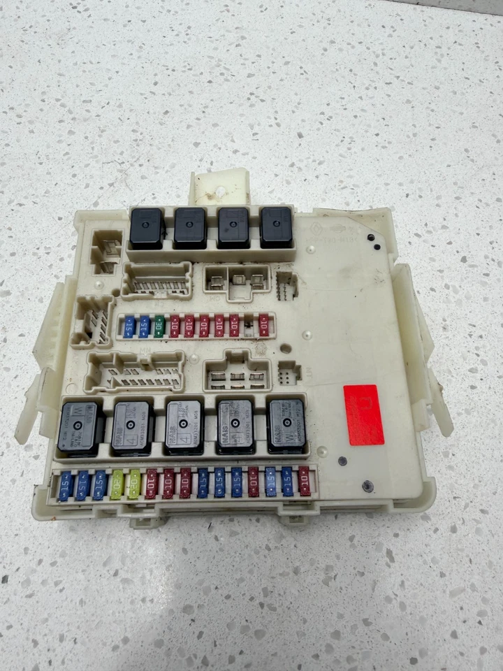 2007-2011 Nissan Sentra Versa Fuse Box V Body Control Unit PP-T30-M10 OEM Used Foto 4 de 4