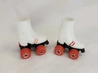Barbie Superstar Roller Skates Vintage Doll Accessories Original