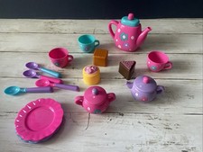 PLASTIC TEA SET Flower Power 17 piece Childs play set