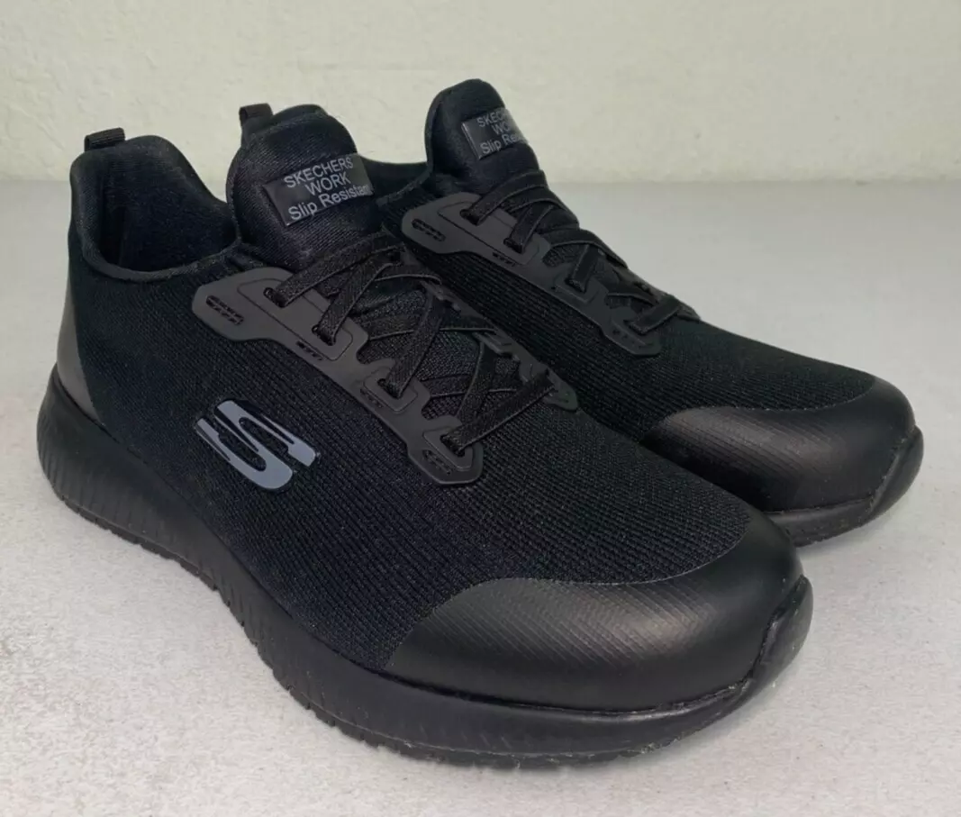 Skechers all black store work shoes
