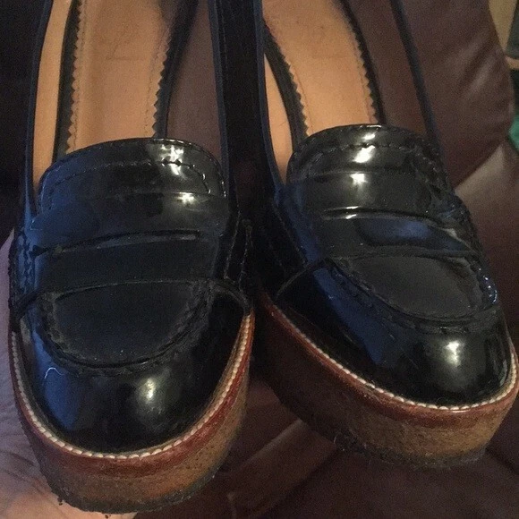 Mocasín de cuña Saint Laurent YSL charol plataforma negro goma Ida mocasín Foto 3 de 4