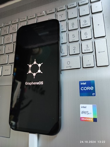 GrapheneOS degoogelowany Google Pixel 8a 128GB Bezpieczeństwo Smartfon 5G NOWY - Zdjęcie 5 z 9