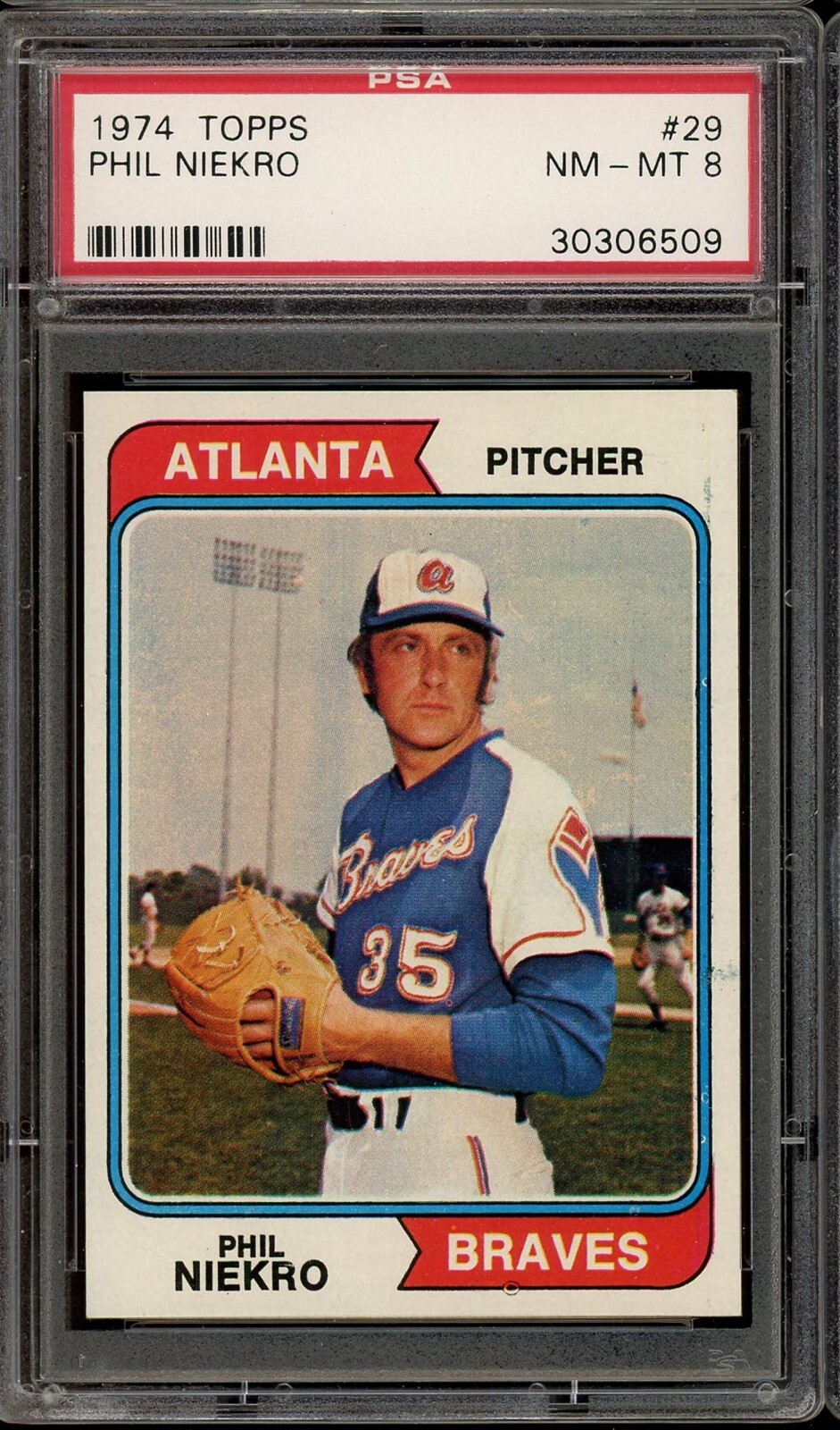 1974 Topps Baseball #29 Phil Niekro PSA 8
