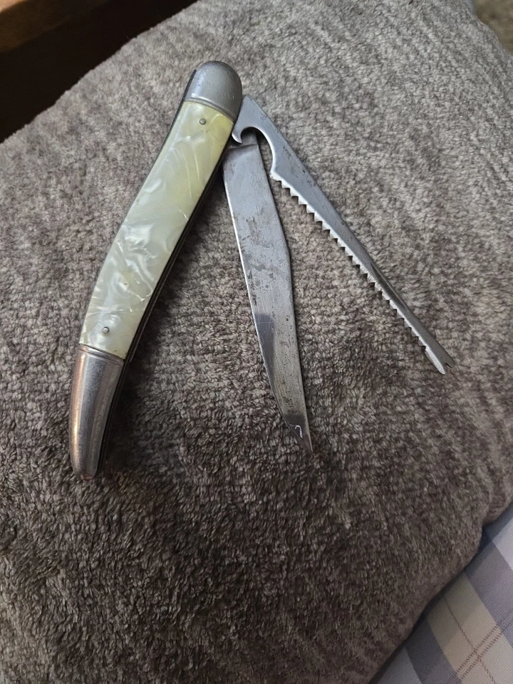 Antiguo Imperial - Navaja de Bolsillo de Pesca - Emblema de Pez en Mango - 2 Hojas - 7 1/2 Pulgadas Foto 3 de 4