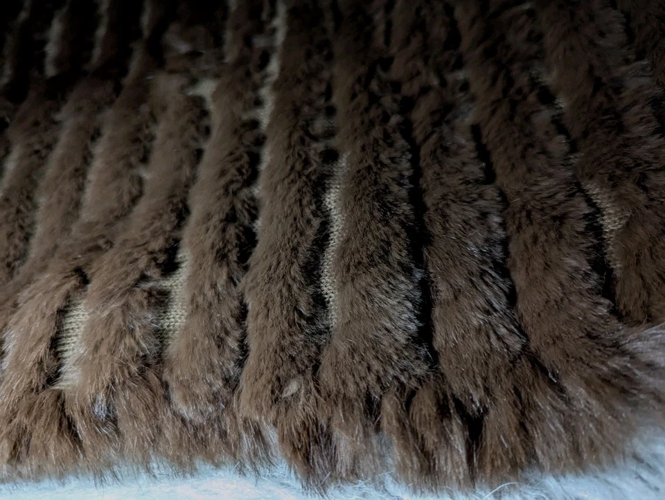 Poncho con capa chal para mujer REMACHE NEGRO $115 marrón piel de conejo mezcla de lana talla única  Foto 4 de 4