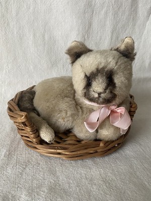 Antike 30er Jahre Siamkatze im original Korb - alt/Teddy/Bär