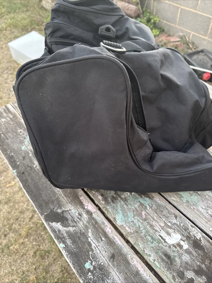 Ariat PBR Vaquero Bolsa de Lona Bolsa Combo Bull Riding Rodeo Almacenamiento Equipaje Negro  Foto 4 de 4