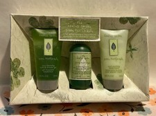 THE HEALING GARDEN GREEN TEA THERAPY SET Mist LOTION Shower Gel TEATHERAPHY