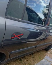 Porte arrière et accessoires Mitsubishi CARISMA