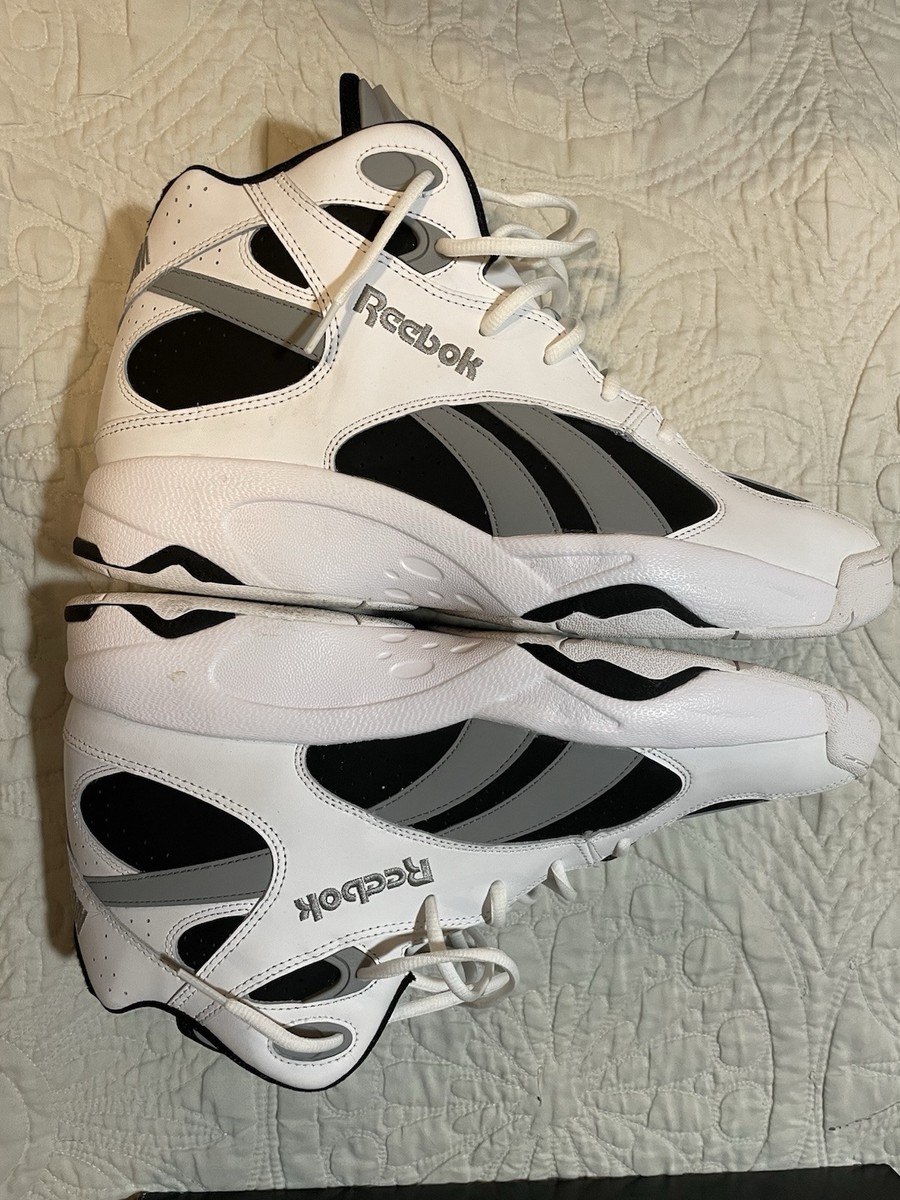 セール！90s' Reebok ABOVE THE RIM Reebok Men's Above The Rim Pump Vertical Black/White