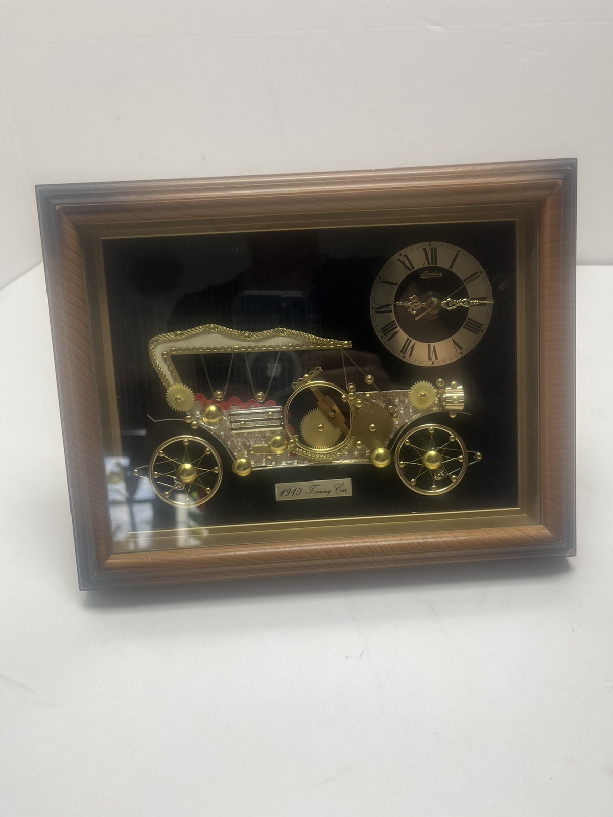 Picture 1 of 6