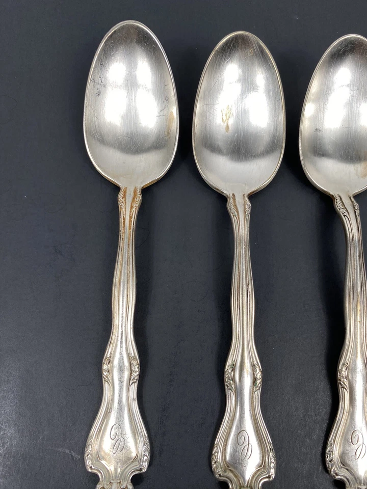 Juego de 4 cucharaditas International Silver “Faneuil” 246722 con monograma Foto 2 de 4