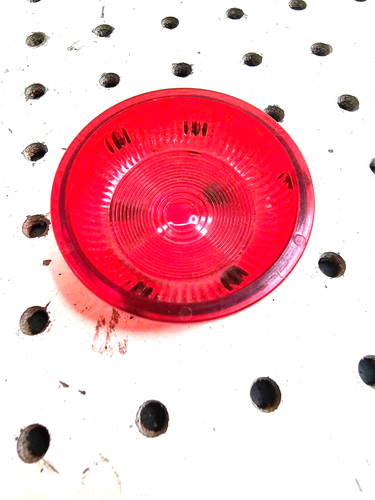 DO-RAY 941C Red Lens Marker Light Cover 2 3/8x3/4" - Picture 3 of 4