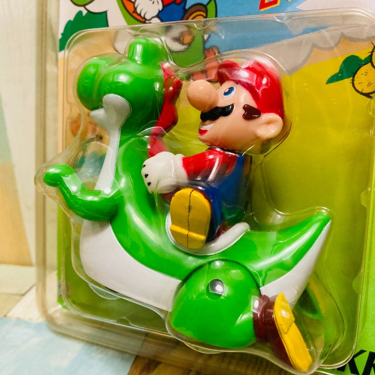 Nikko 1993 Nintendo Super Mario World Mario & Yoshi Pull Back