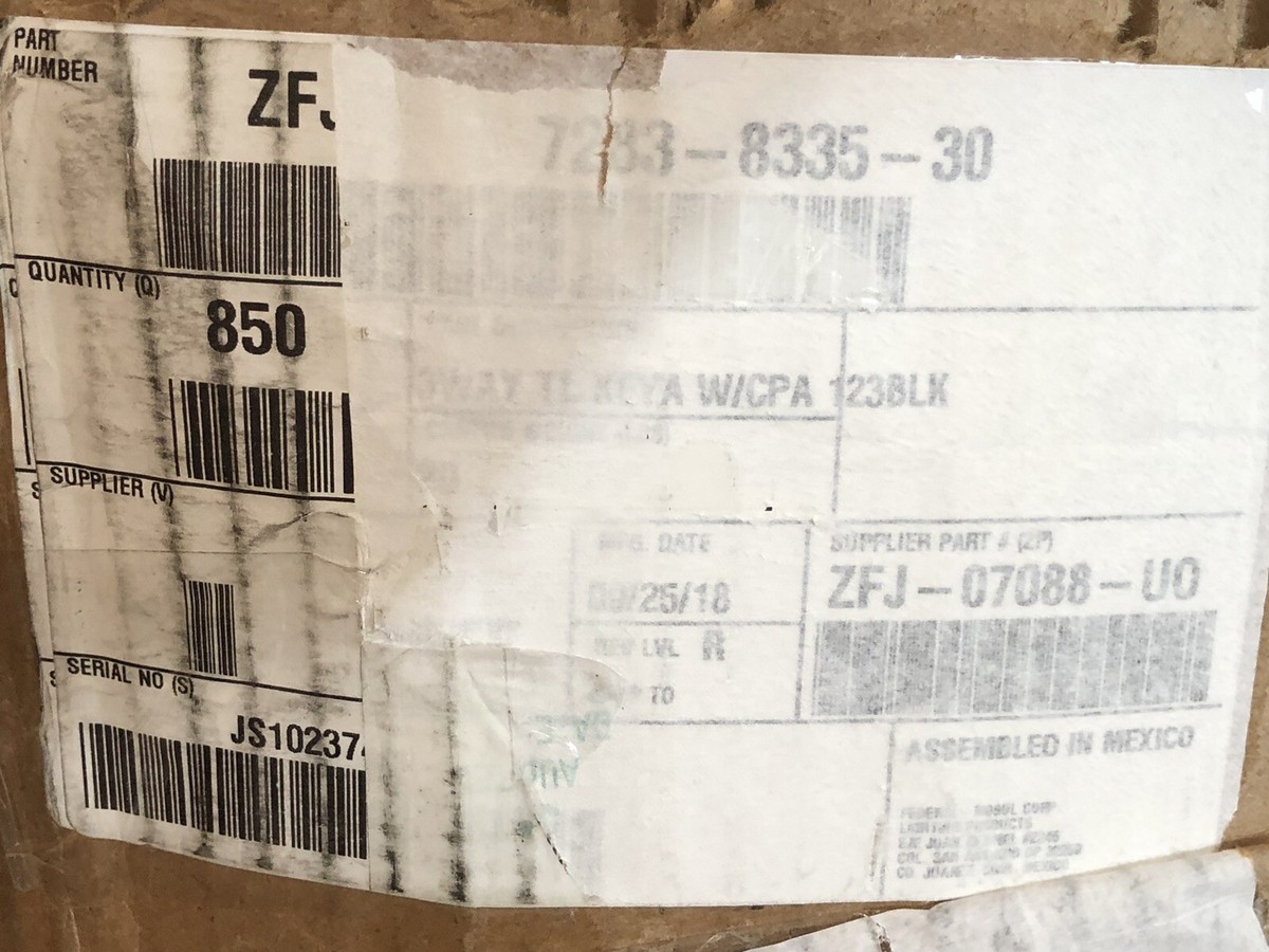 NEW OEM CHRYSLER DODGE JEEP MOPAR HEADLIGHT TURN SIGNAL STOP LIGHT  