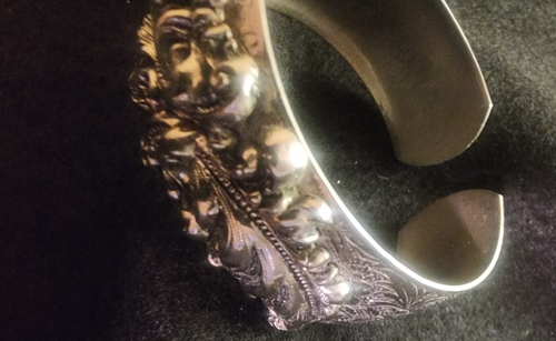 Vintage Silver Tone Art Nouveau Antique Style Repousse Cuff Bracelet Rare Find - Picture 3 of 8