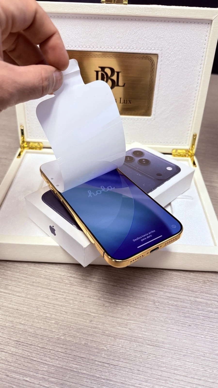 Custom 24K Gold iPhone 17 Pro Max 2TB — Diamond Engraved, Unlocked thumbnail 9