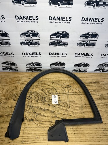 03-08 NISSAN 350Z COUPE LEFT DRIVER SIDE A-PILLAR WEATHER STRIP SEAL OEM