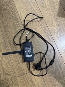 Original DELL AC/DC DA130PE1-00 19,5V 6,7A Laptop/Dock Netzteil Netzteil 130W