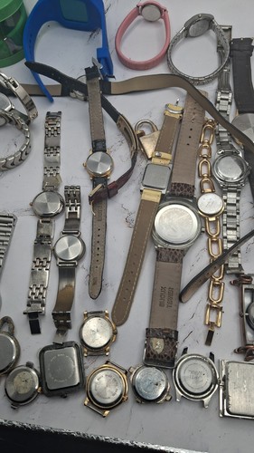 40+ Pc Mixed Fashion Watch Lot Quartz Analog Digital Untested Reseller Repair - Afbeelding 12 van 15