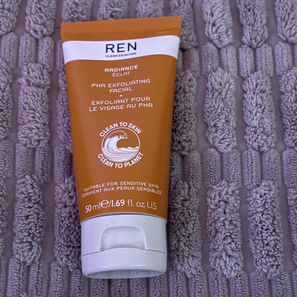 REN Clean Skincare Radiance PHA Exfoliating Facial 1.69 oz / 50 ml NEW Full-size - Image 4 of 4