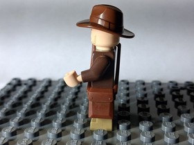 LEGO: Indiana Jones (IAJ001) - From Indiana Jones Set 7623 (2008) - RETIRED! HTF