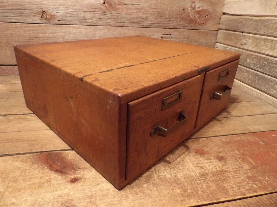 Archivador de biblioteca vintage industrial 2 cajones madera/latón Remington Rand Foto 2 de 4