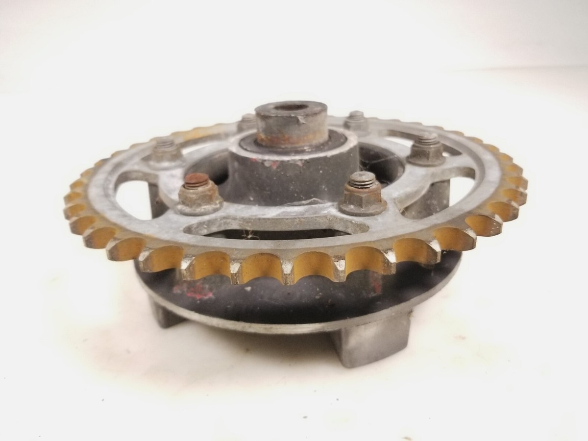 1986 86 Kawasaki Ninja ZX600 ZX600A GPZ600 Rear Wheel Hub