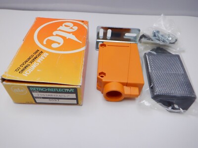 ATC 7263AR4X4NLP 7263A Photoelectric  Sensor new