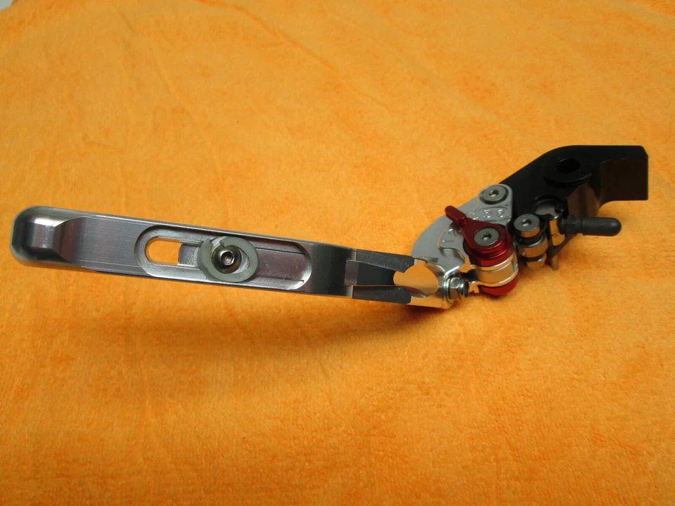 Palanca de embrague plegable ajustable de freno Ducati 2008-2013 848 1098 1198 Foto 4 de 4