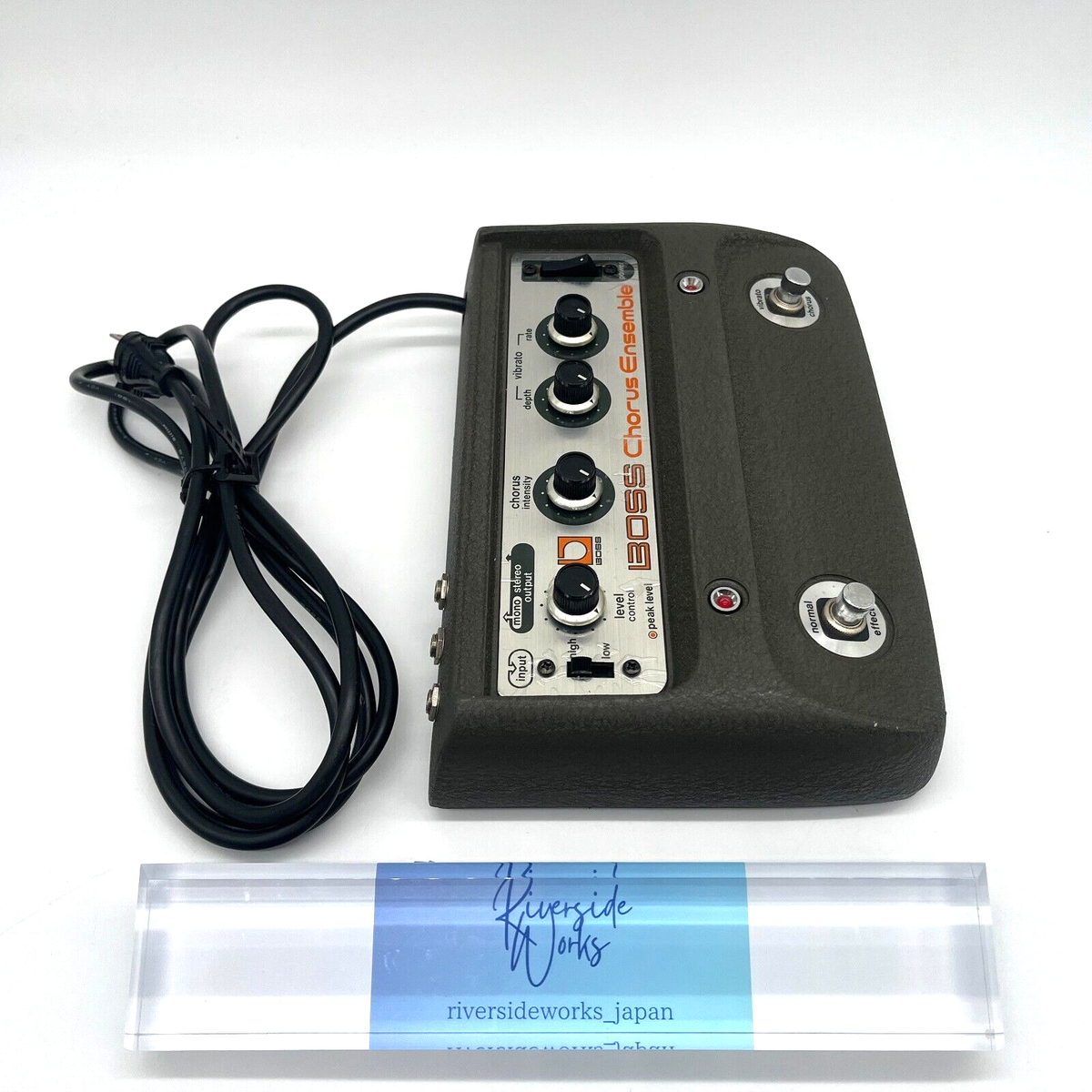 BOSS CE-1 Chorus Ensemble Vintage Analog Guitar Effecter Pedal
