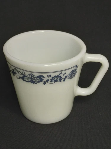 Pyrex Old Town Blue Onion Coffee Mugs Set of 6