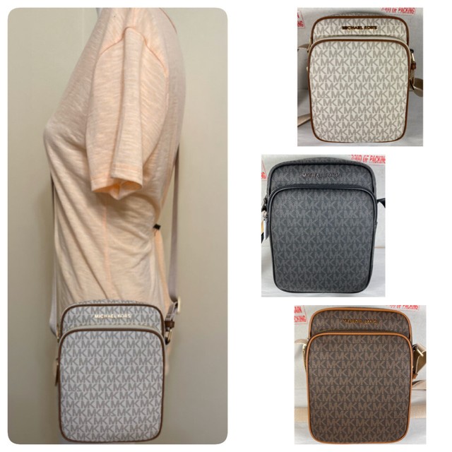 michael kors flight bag