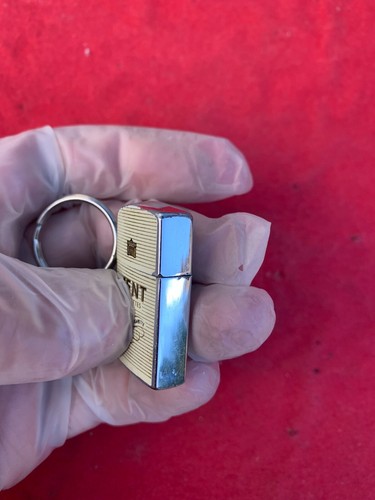 KENT PENGUINS LANDA LIGHTER KEYRING PETROL LIGHTER ACCENTINO LIGHTER PAT NUMB - Picture 6 of 12