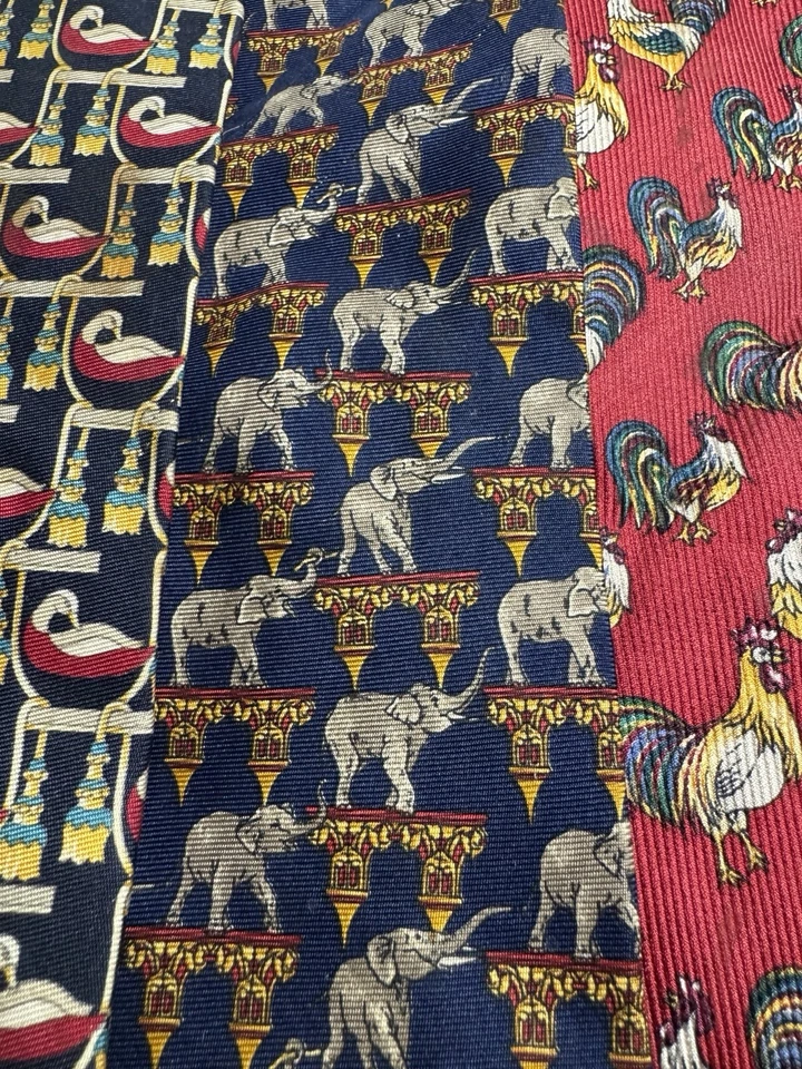 Lote de 7 corbatas de seda vintage Paul Fredrick estampadas de animales y piano Foto 3 de 4