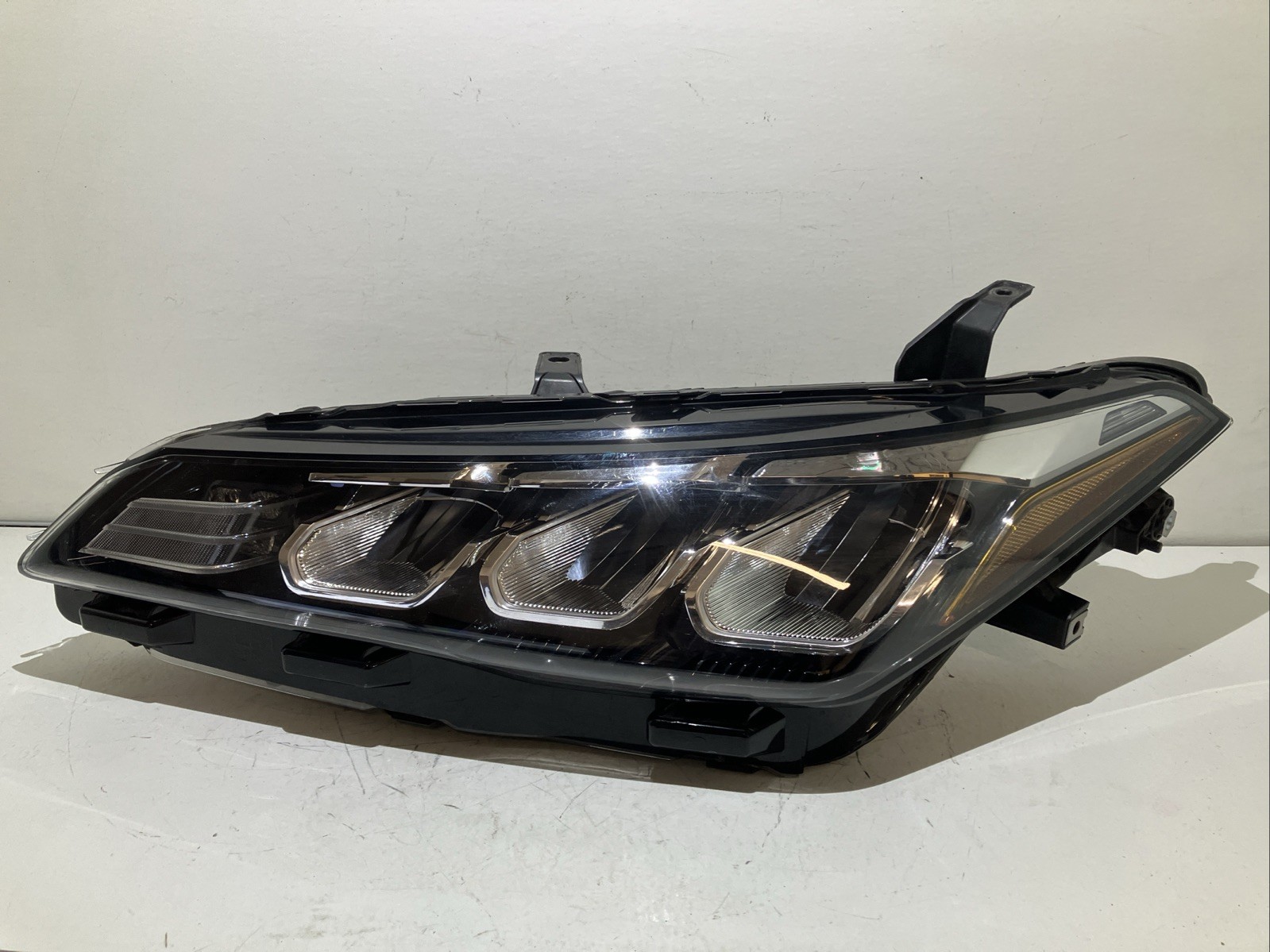 2019 - 2022 Toyota Avalon Driver Left LH Triple Beam LED Headlight OEM 1062