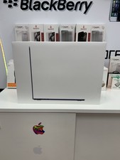 New Apple MacBook Air 15-inch M5 512 GB SSD 16gb RAM Midnight