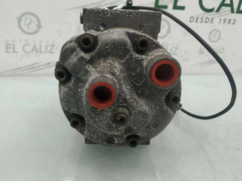 8D0260805D air conditioning compressor for AUDI A4 AVANT (B5) 1.9 1996 271517 Foto 3 de 4