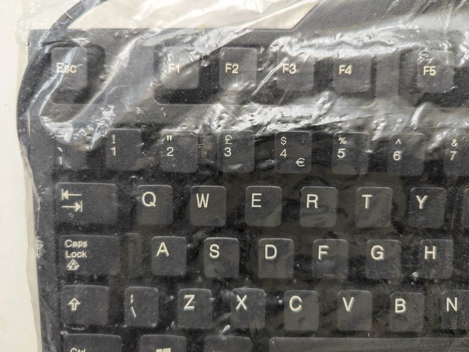 Lenovo QWERTY PS2 Keyboard with Palm rest support UK Layout - Image 2 of 4