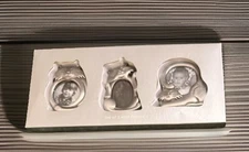 Still in Box ~ Pewter Metal Cat Kitten ~ Mini Photo / Picture Frames ~ Set of 3